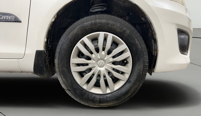 2014 Maruti Swift Dzire VXI, Petrol, Manual, 54,963 km, Right Front Wheel