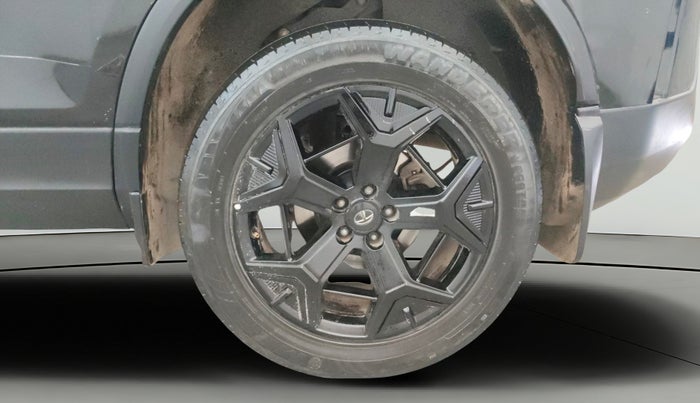 2023 Tata Harrier FEARLESS PLUS DARK EDITION, Diesel, Manual, 73,562 km, Left Rear Wheel