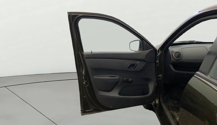 2016 Renault Kwid RXL, Petrol, Manual, 46,250 km, LHS Front Door