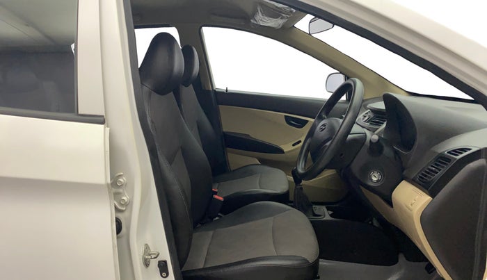 2013 Hyundai Eon ERA +, Petrol, Manual, 21,354 km, Right Side Front Door Cabin