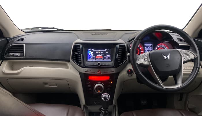 2022 Mahindra XUV300 W8(O) TURBO GDI, Petrol, Manual, 62,462 km, Dashboard