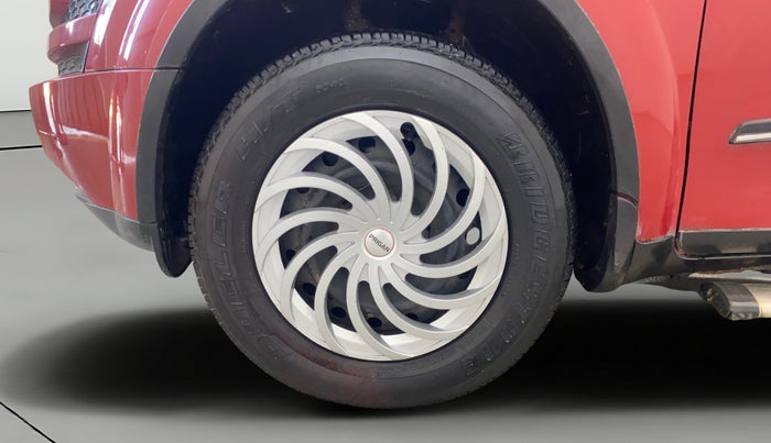 2013 Mahindra XUV500 W6, Diesel, Manual, 56,948 km, Left Front Wheel