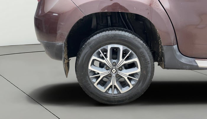 2021 Renault Duster RXZ 1.5 PETROL MT, Petrol, Manual, 38,800 km, Right Rear Wheel