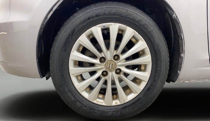 2015 Maruti Ciaz ZXI, Petrol, Manual, 78,259 km, Left Front Wheel