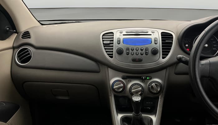 2015 Hyundai i10 SPORTZ 1.1, Petrol, Manual, 35,896 km, Air Conditioner