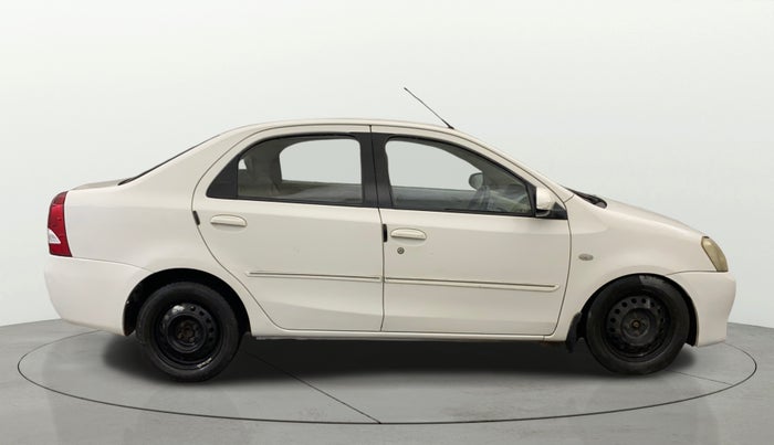 2014 Toyota Etios G, Petrol, Manual, 59,366 km, Right Side View