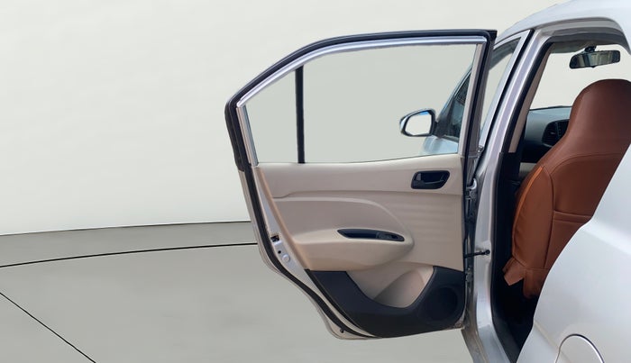2020 Hyundai NEW SANTRO SPORTZ MT, Petrol, Manual, 16,610 km, LHS Rear Door