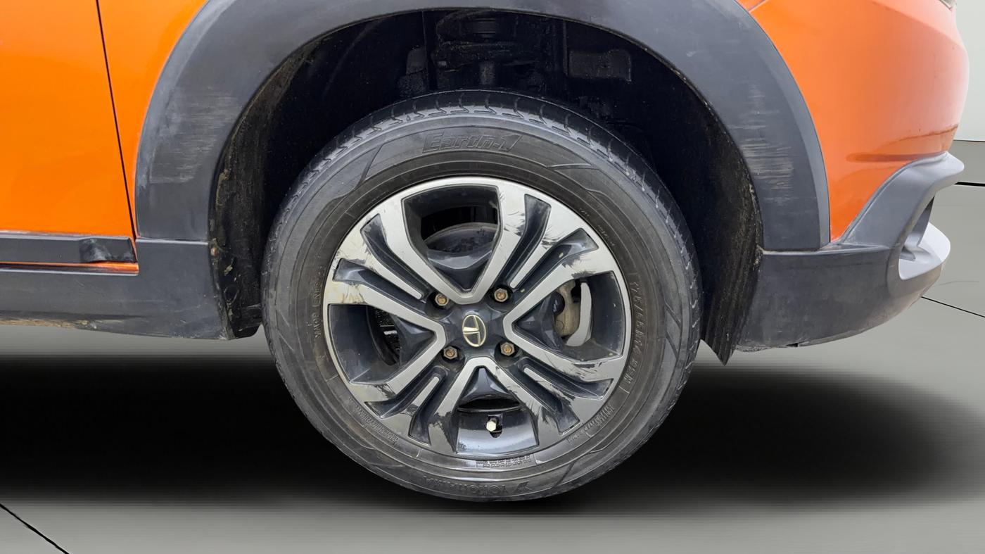 2019 Tata TIAGO NRG PETROL, Petrol, Manual, 41,101 km, Right Front Wheel