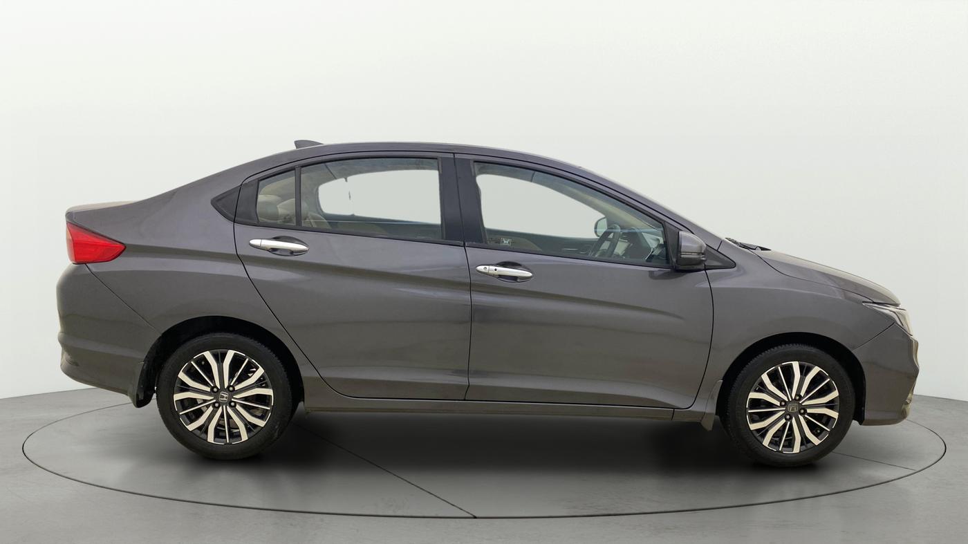 2017 Honda City 1.5L I-VTEC VX CVT, Petrol, Automatic, 1,05,835 km, Right Side View