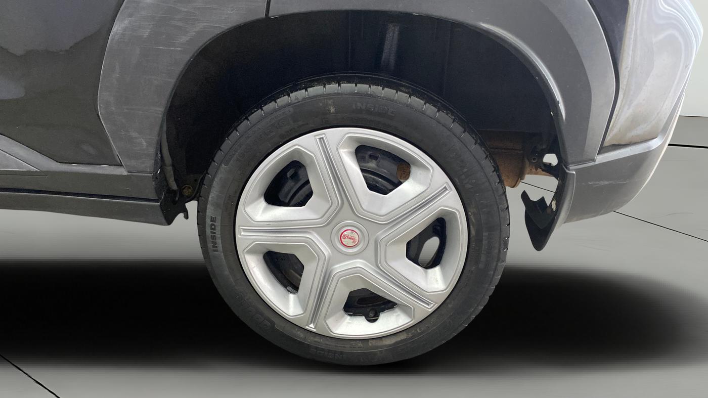 2022 Nissan MAGNITE XL, Petrol, Manual, 70,483 km, Left Rear Wheel