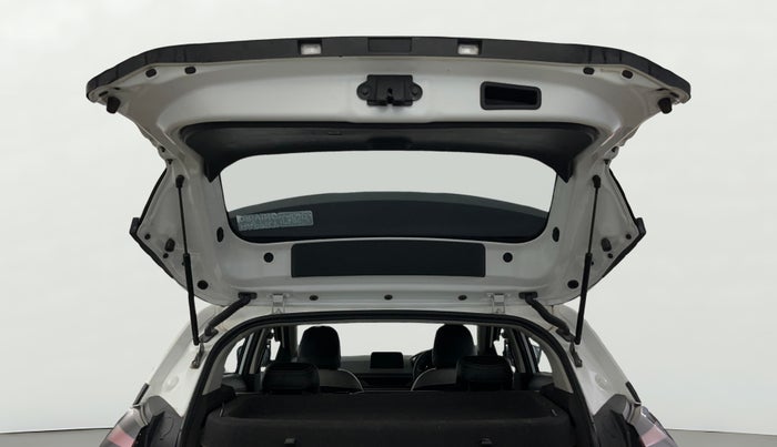 2024 Tata NEXON SMART+ SUNROOF 1.2 PETROL, Petrol, Manual, 27,925 km, Boot Door Open