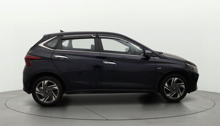 2022 Hyundai NEW I20 ASTA (O) 1.0 TURBO GDI DCT, Petrol, Automatic, 33,215 km, Right Side View