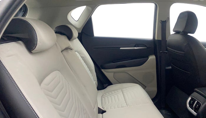 2020 KIA SONET HTX 1.0 IMT, Petrol, Manual, 14,394 km, Right Side Rear Door Cabin