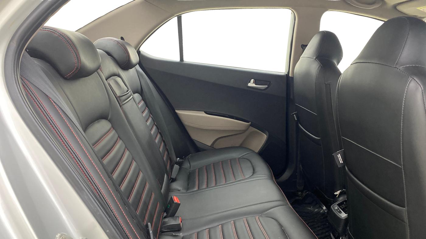 2018 Hyundai Xcent S 1.2, CNG, Manual, 99,263 km, Right Side Rear Door Cabin