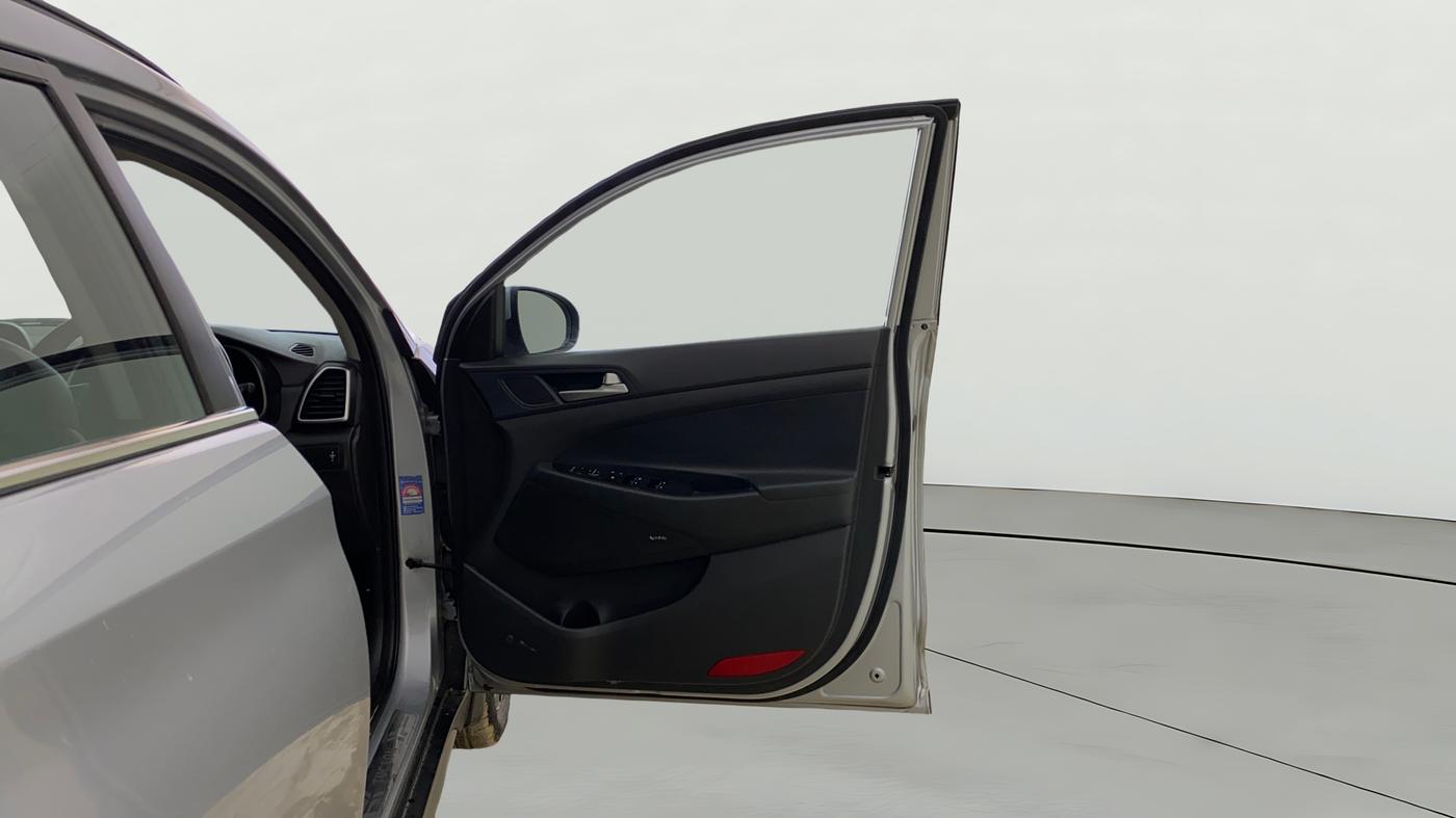 2021 Hyundai Tucson GLS 2WD AT PETROL, Petrol, Automatic, 52,291 km, RHS Front Door