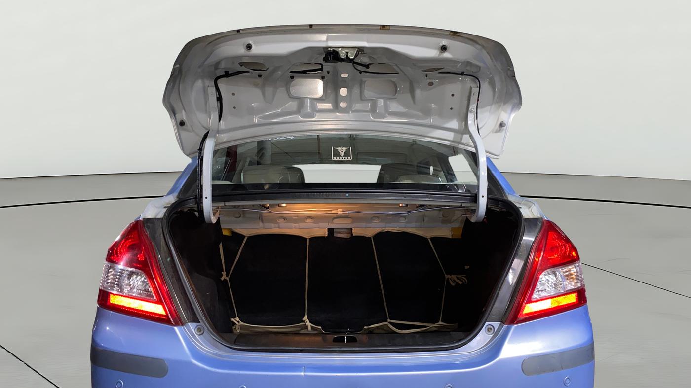 2015 Maruti Swift Dzire ZXI, Petrol, Manual, 82,808 km, Boot Open Zoomed View