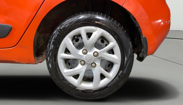 2018 Hyundai Grand i10 SPORTZ 1.2 KAPPA VTVT, Petrol, Manual, 23,843 km, Left Rear Wheel