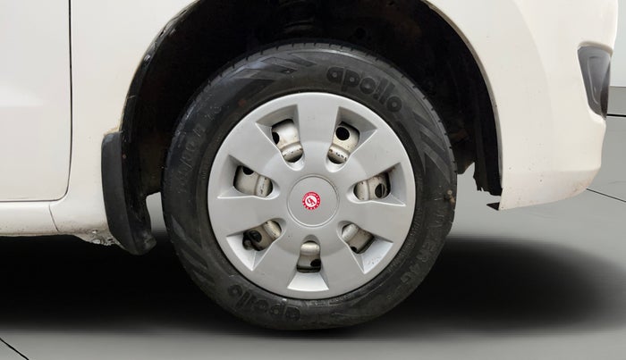 2017 Maruti Wagon R 1.0 LXI, CNG, Manual, 99,236 km, Right Front Wheel