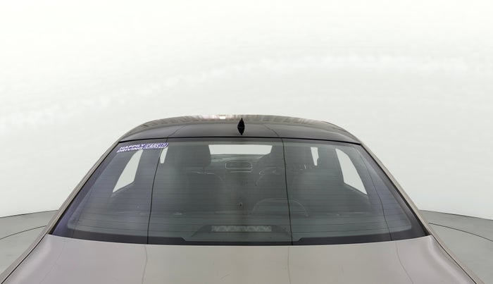 2017 Skoda Rapid AMBITION 1.6 MPI MT, Petrol, Manual, 84,228 km, Rear Windshield