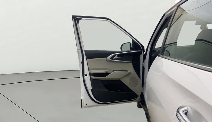 2024 KIA CARENS Prestige Plus (O) 1.5 Turbo DCT 7 STR, Petrol, Automatic, 14,306 km, LHS Front Door