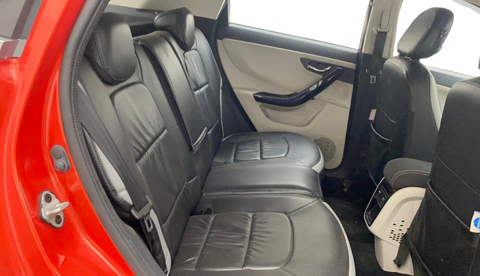 2021 Tata NEXON XZ PLUS SUNROOF PETROL DUAL TONE, Petrol, Manual, 52,481 km, Right Side Rear Door Cabin