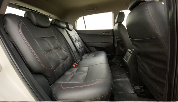 2017 Hyundai Creta SX PLUS AT 1.6 DIESEL, Diesel, Automatic, 1,11,615 km, Right Side Rear Door Cabin