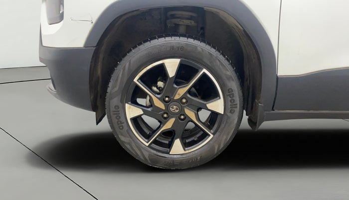 2022 Tata PUNCH CREATIVE  1.2 RTN DUAL TONE, Petrol, Manual, 9,655 km, Left Front Wheel