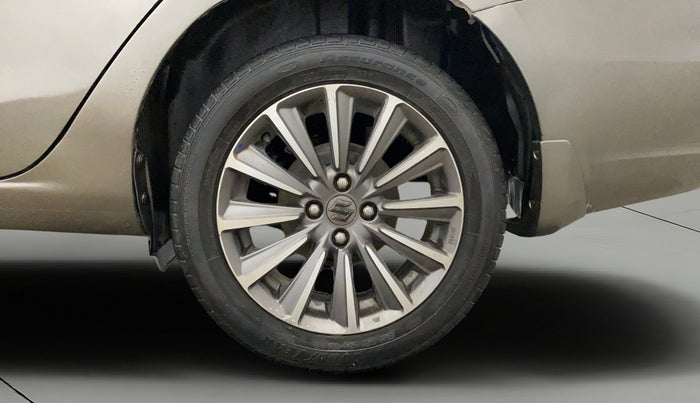 2018 Maruti Ciaz ALPHA 1.5 SHVS PETROL, Petrol, Manual, 60,500 km, Left Rear Wheel