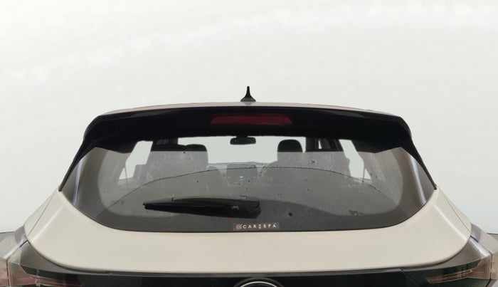 2022 Tata Harrier XZ PLUS 2.0L, Diesel, Manual, 97,048 km, Rear Windshield