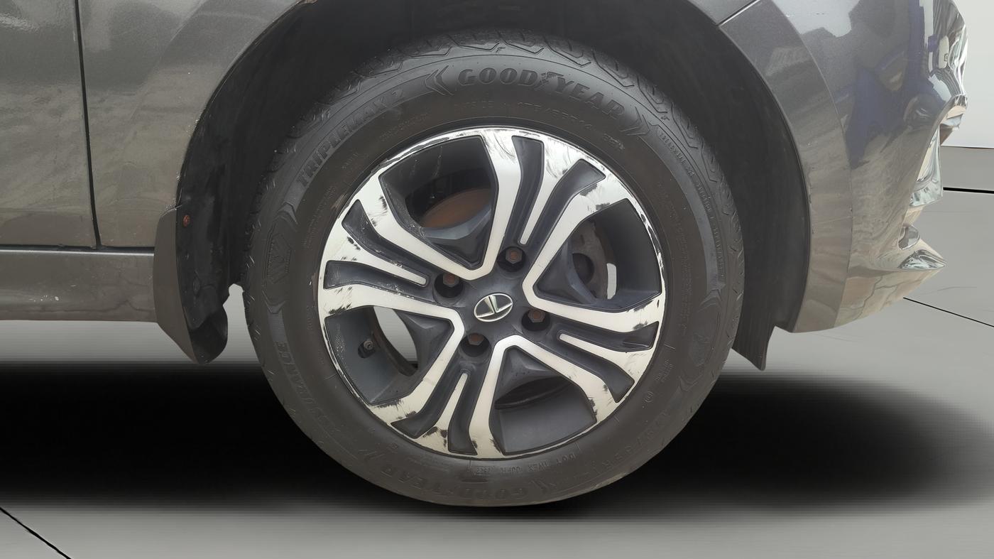 2022 Tata TIGOR XZ PLUS CNG, CNG, Manual, 20,963 km, Right Front Wheel