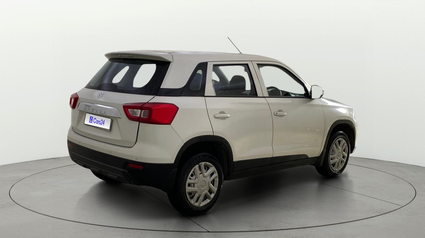 2021 Maruti Vitara Brezza LXI, Petrol, Manual, 28,567 km, Right Back Diagonal