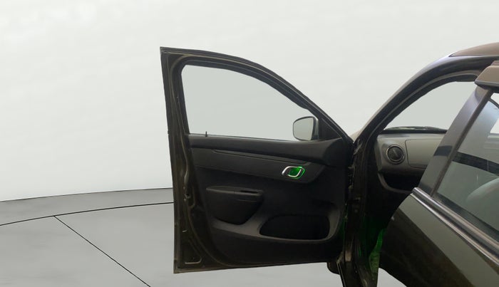 2019 Renault Kwid RXT 1.0 (O), Petrol, Manual, 31,523 km, LHS Front Door