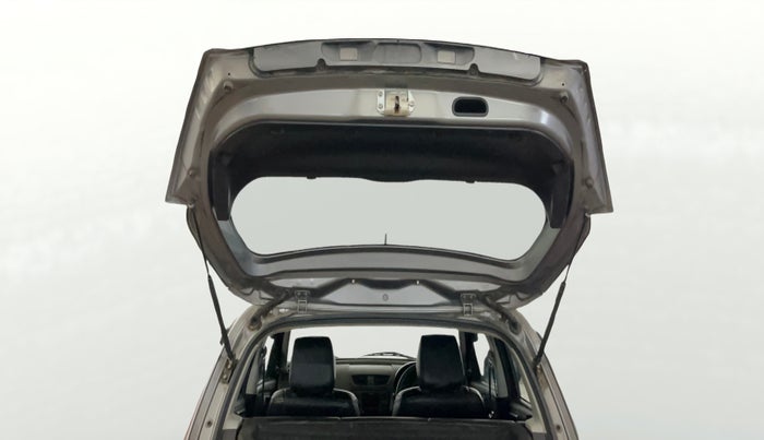 2014 Maruti Swift LXI, Petrol, Manual, 44,071 km, Boot Door Open