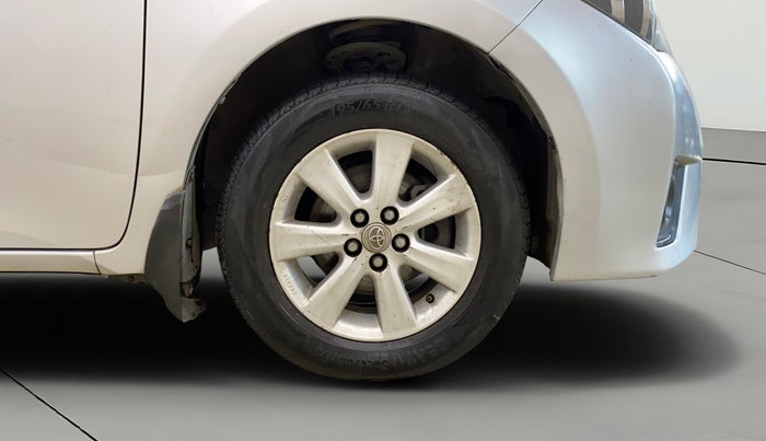 2016 Toyota Corolla Altis G CVT PETROL, Petrol, Automatic, 1,44,480 km, Right Front Wheel