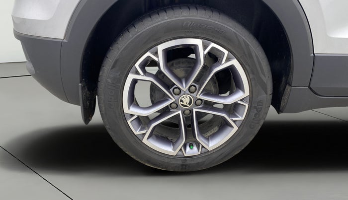 2021 Skoda KUSHAQ STYLE 1.0L TSI MT, Petrol, Manual, 39,452 km, Right Rear Wheel