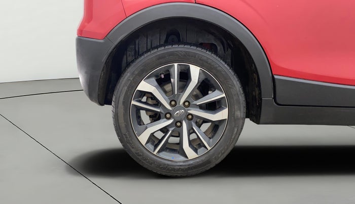 2021 Mahindra XUV300 W8 (O) 1.5 DIESEL AMT, Diesel, Automatic, 75,875 km, Right Rear Wheel