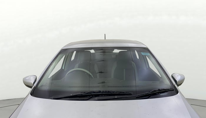 2016 Volkswagen Ameo TRENDLINE 1.2L, Petrol, Manual, 30,505 km, Front Windshield