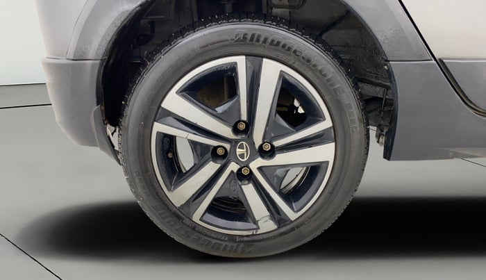 2022 Tata TIAGO NRG XZ AMT, Petrol, Automatic, 40,699 km, Right Rear Wheel