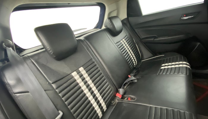 2020 Maruti Swift ZXI PLUS, Petrol, Manual, 1,25,377 km, Right Side Rear Door Cabin