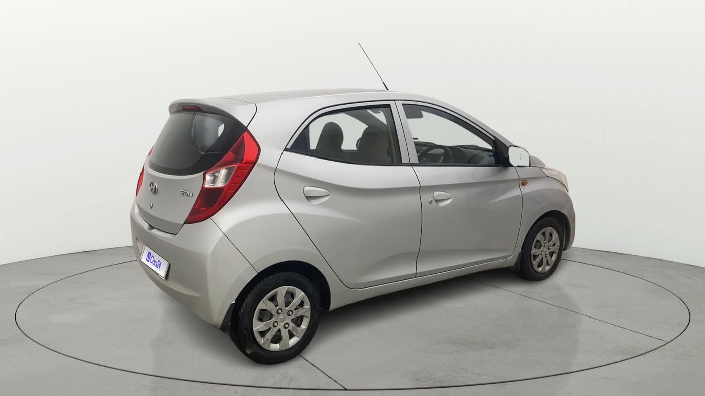 2017 Hyundai Eon SPORTZ, Petrol, Manual, 45,762 km, Right Back Diagonal