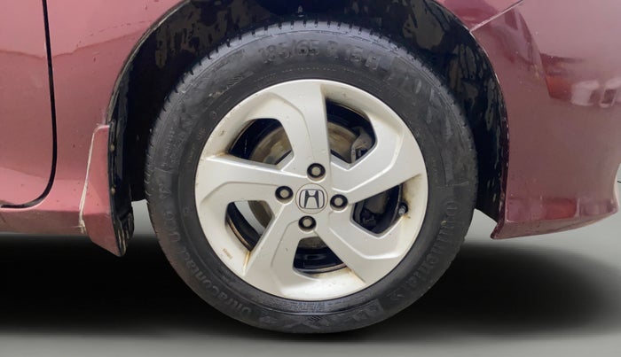 2014 Honda City 1.5L I-VTEC V MT, Petrol, Manual, 1,03,840 km, Right Front Wheel