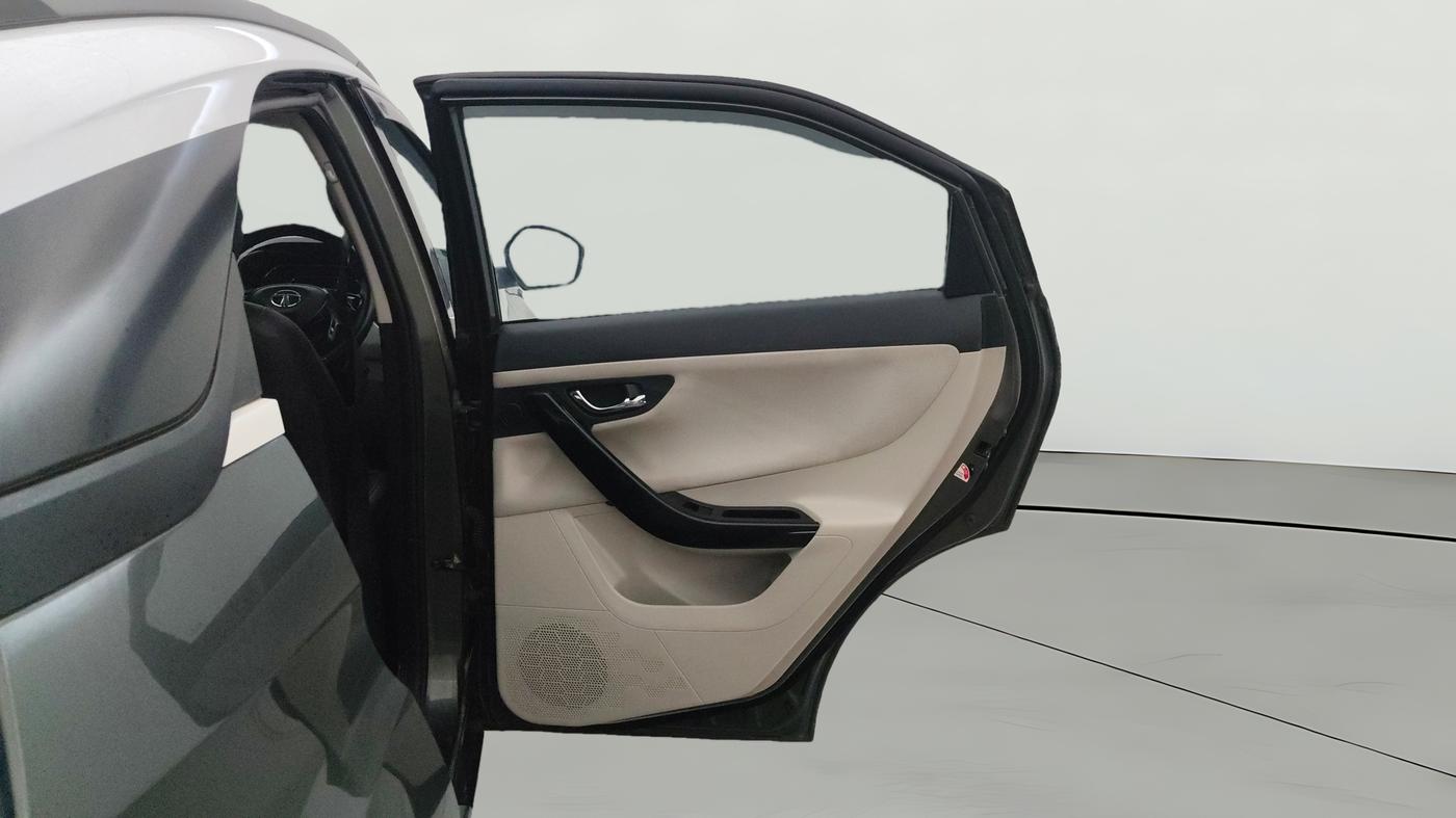 2021 Tata NEXON XZA PLUS (O) PETROL, Petrol, Automatic, 36,178 km, RHS Rear Door