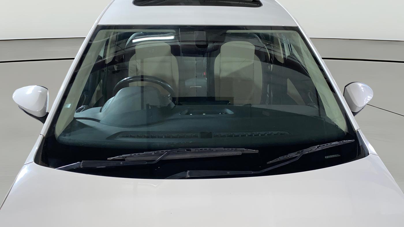 2023 Skoda SLAVIA STYLE 1.0L TSI AT, Petrol, Automatic, 20,347 km, Front Windshield