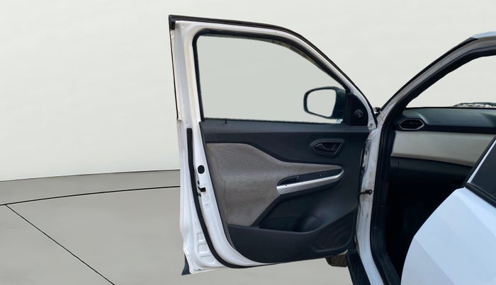 2023 Nissan MAGNITE XE, Petrol, Manual, 26,910 km, LHS Front Door