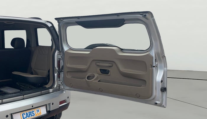 2017 Mahindra TUV300 T10, Diesel, Manual, 1,16,846 km, Boot Door Open