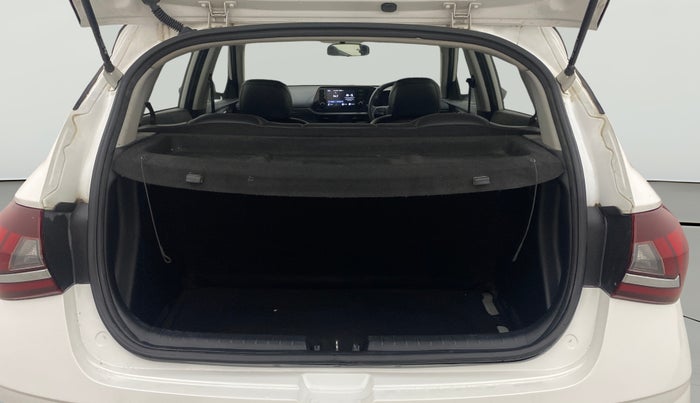 2022 Hyundai NEW I20 SPORTZ 1.2 MT, Petrol, Manual, 35,834 km, Boot Open Zoomed View