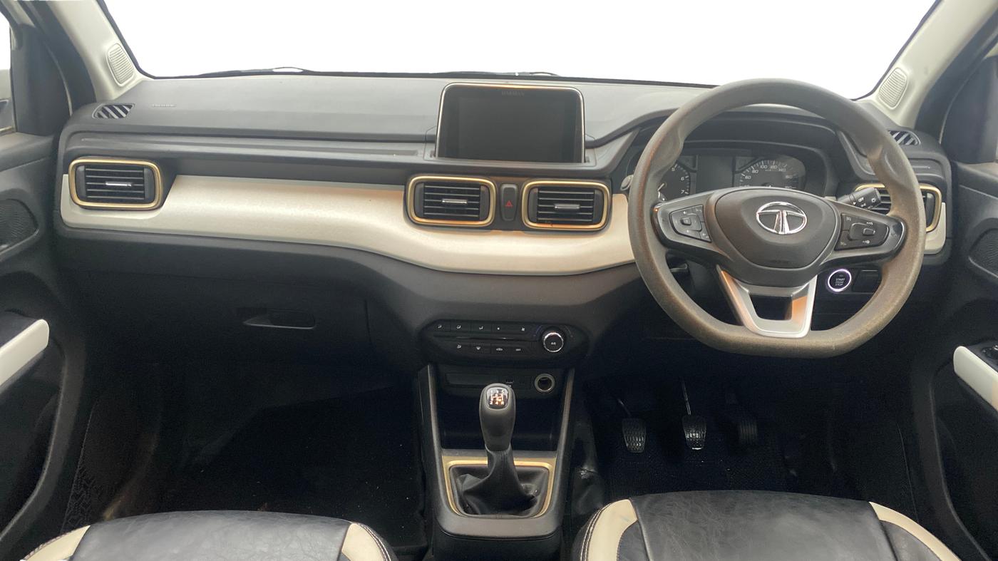 2022 Tata PUNCH ACCOMPLISHED MT, Petrol, Manual, 34,966 km, Dashboard