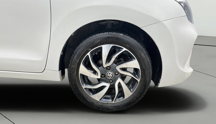 2021 Toyota Glanza G, Petrol, Manual, 99,637 km, Right Front Wheel