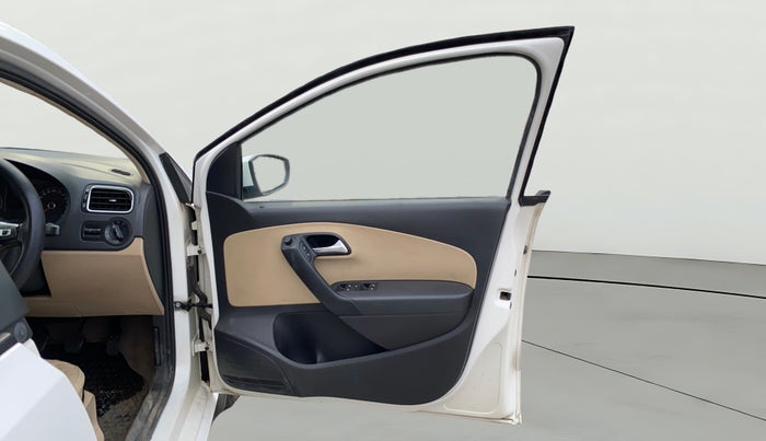 2018 Volkswagen Ameo HIGHLINE PLUS 1.0L 16 ALLOY, Petrol, Manual, 34,206 km, RHS Front Door