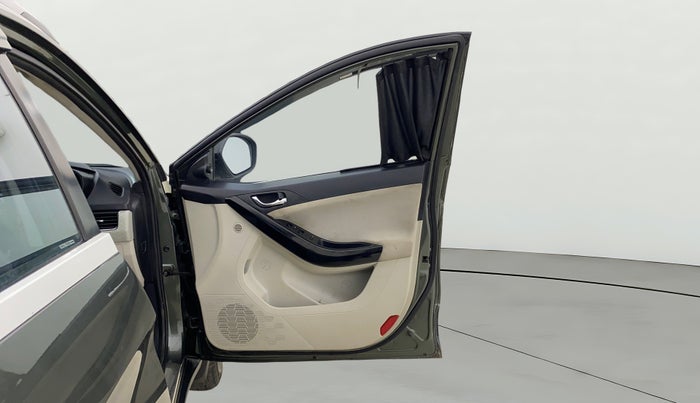 2023 Tata NEXON XZ PLUS DIESEL SUNROOF, Diesel, Manual, 78,294 km, RHS Front Door